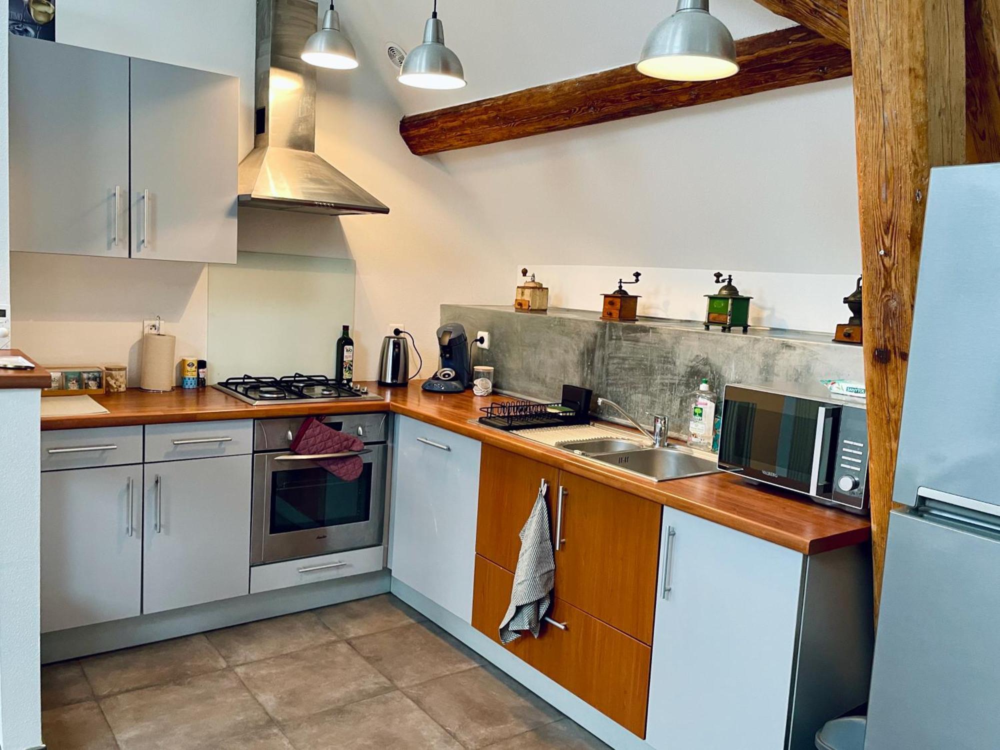 Duplex + Parking Gratuit Facile Lägenhet Sainte-Suzanne  Exteriör bild
